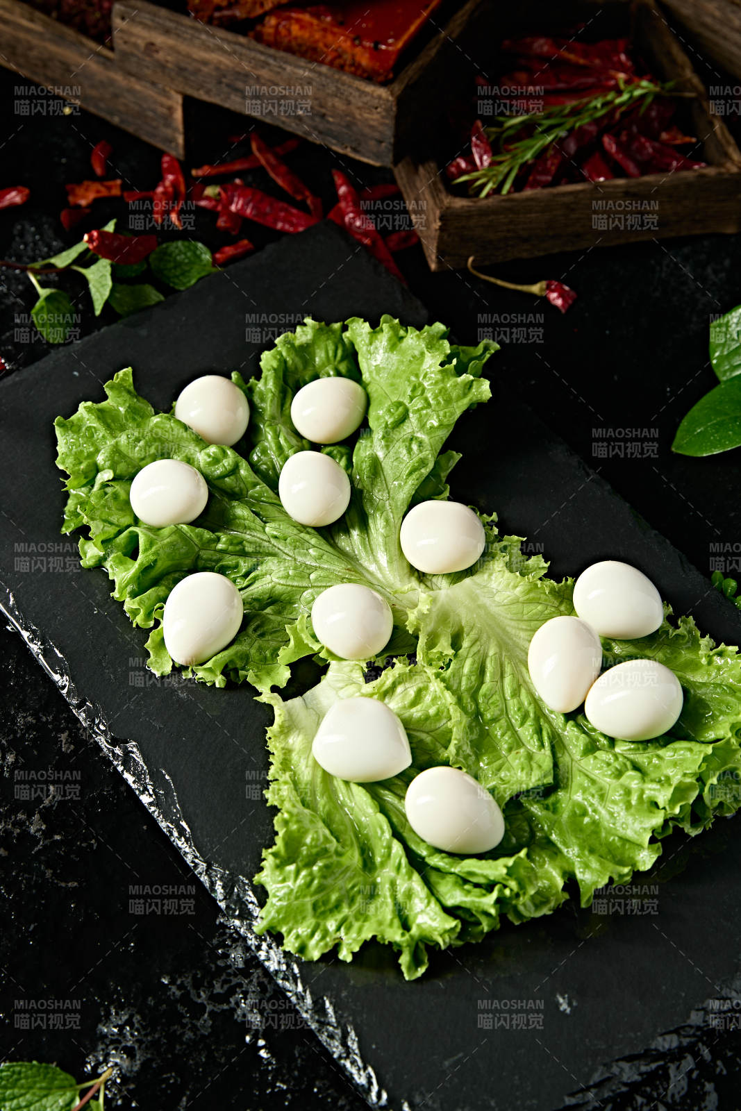 传统火锅食材美味鹌鹑蛋图片