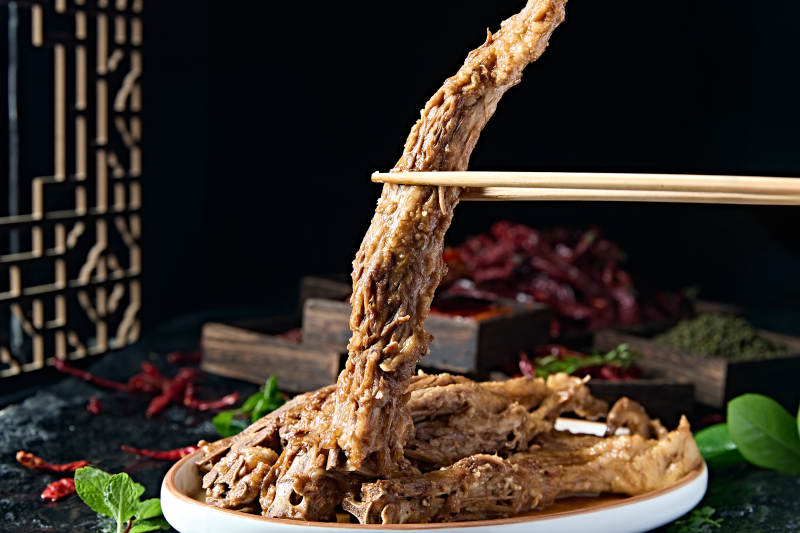 草原美食黄焖羊尾骨图片