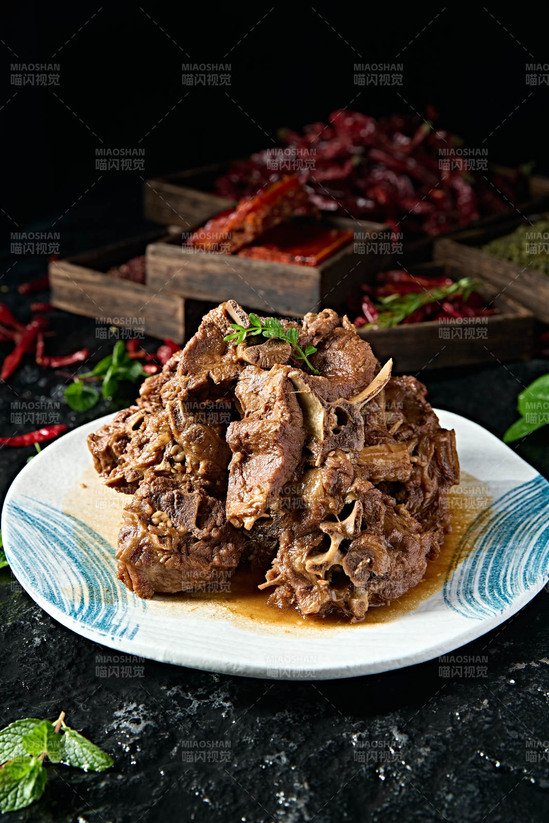 草原美食黄焖羊蝎子图片