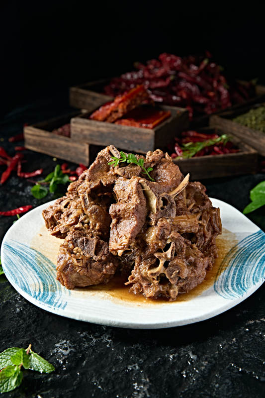 草原美食黄焖羊蝎子图片