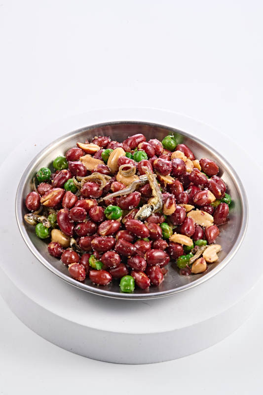 下酒小菜油炸花生拌小鱼干图片