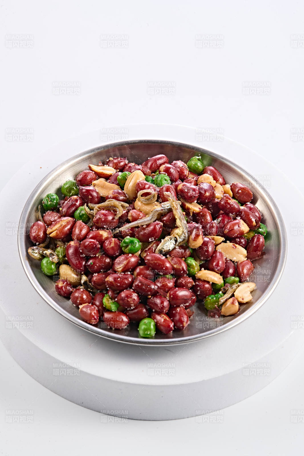 下酒小菜油炸花生拌小鱼干图片