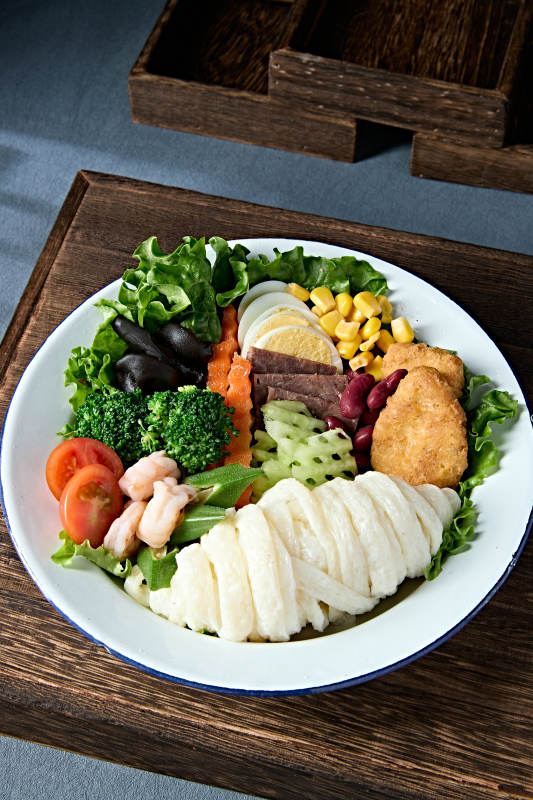 牛筋面为主的轻食健康减脂餐图片