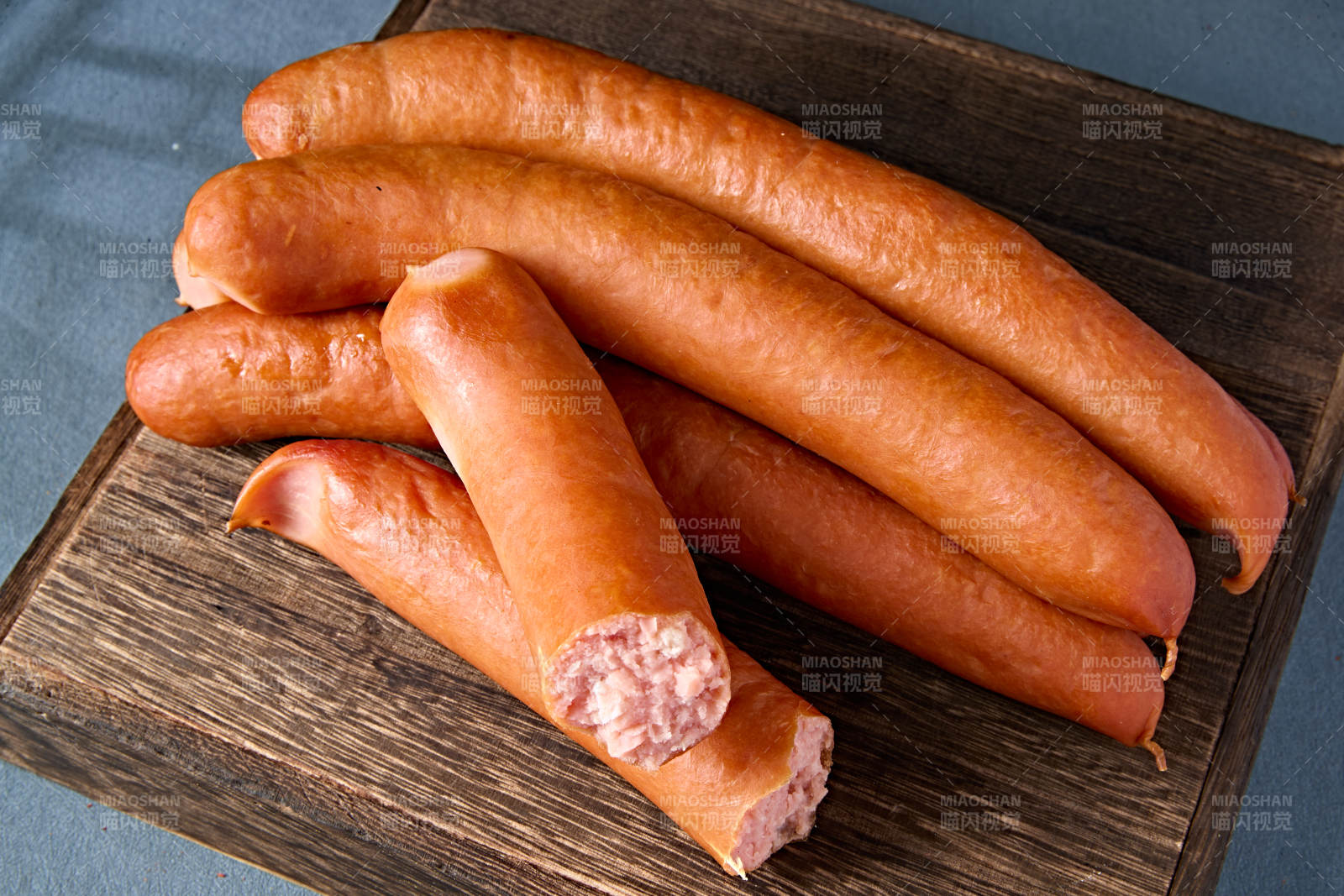 美味蒜香手掰肠图片