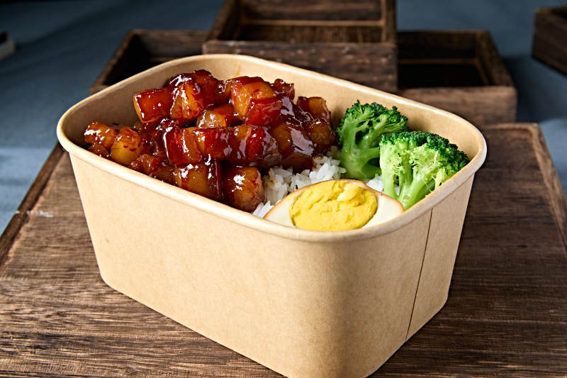 外卖简餐盒装台湾卤肉饭图片