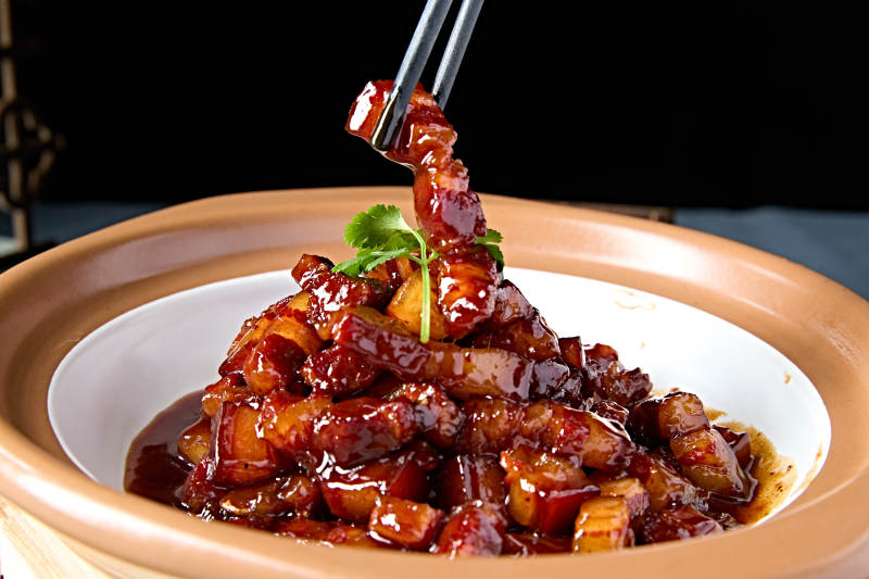 美味砂锅红烧肉台式卤肉图片