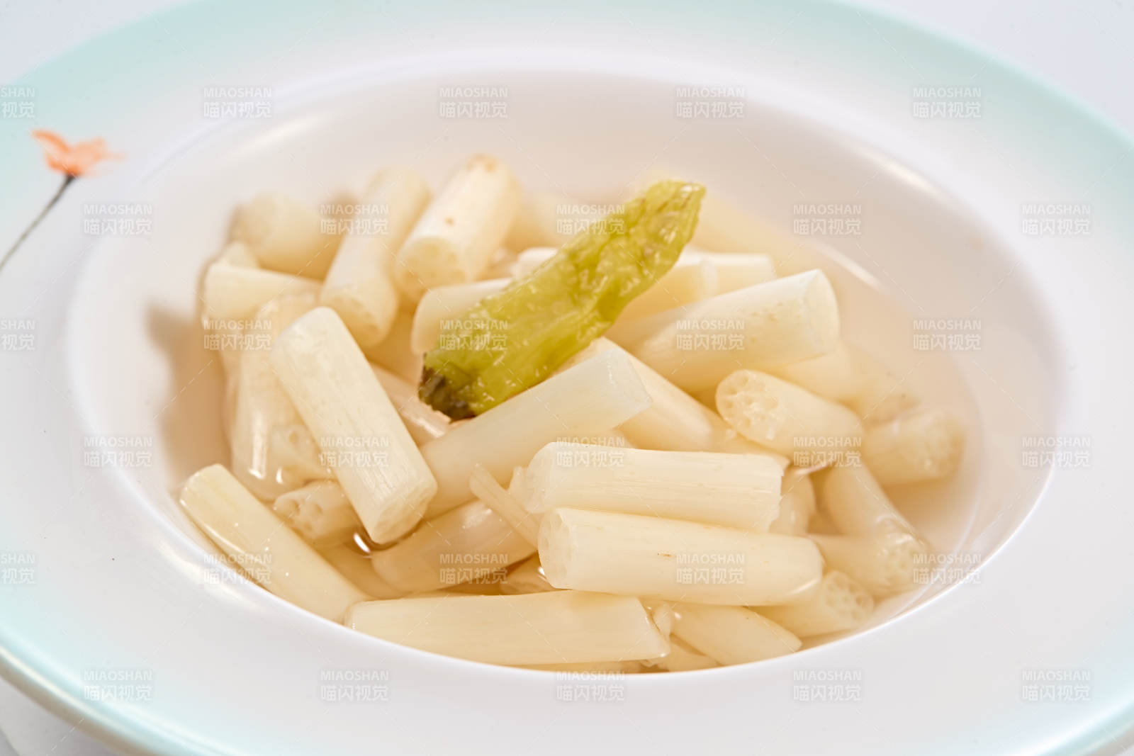 佐酒小吃泡椒小莲藕段图片