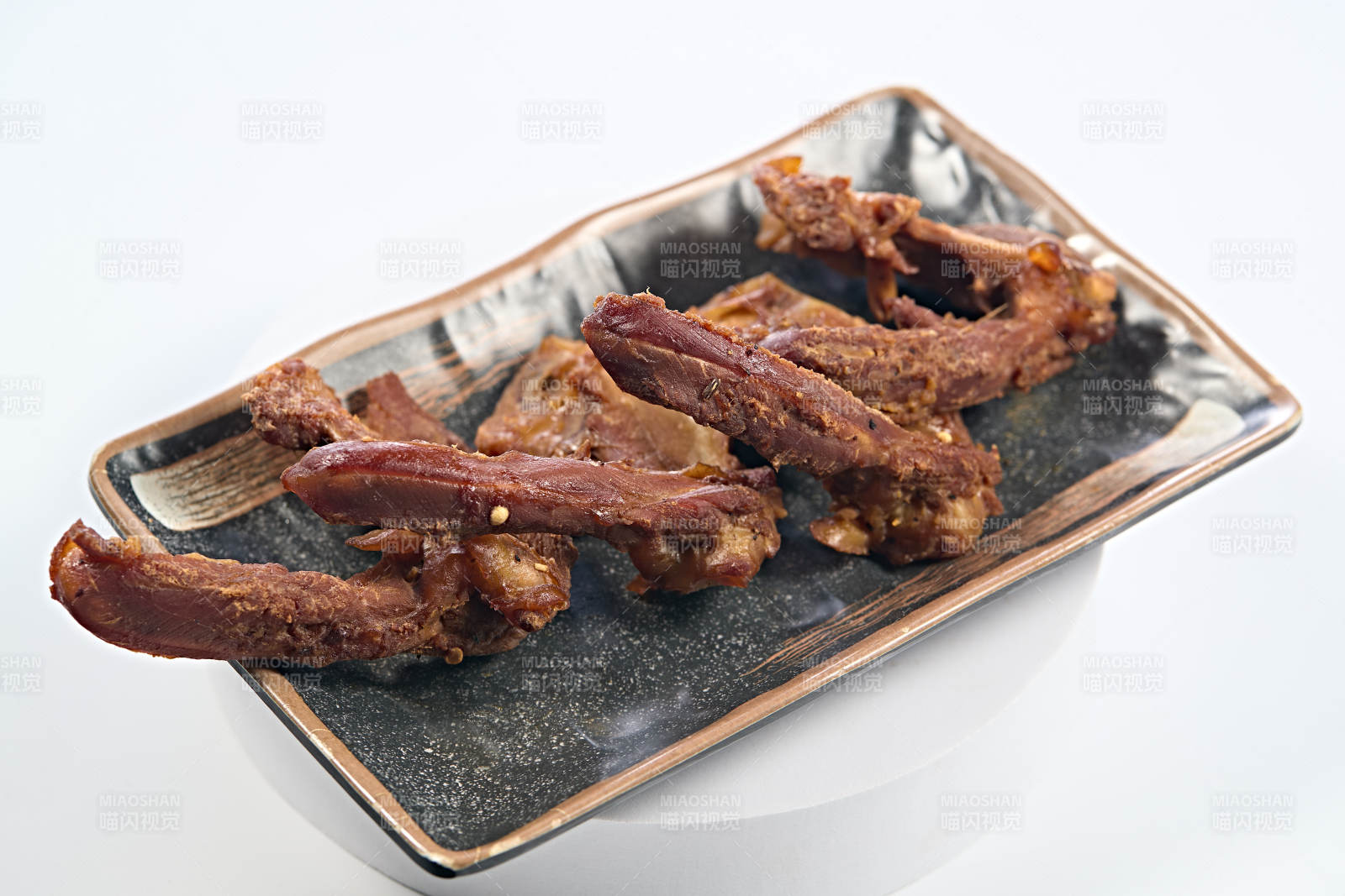 开袋即食武汉辣鸭头图片