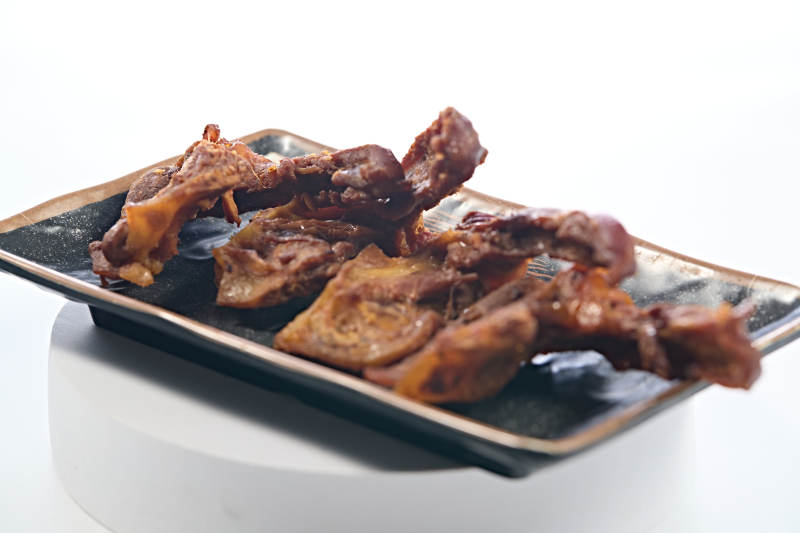 开袋即食武汉麻辣鸭叉骨图片