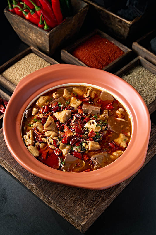 川味砂锅肥肠毛血旺图片