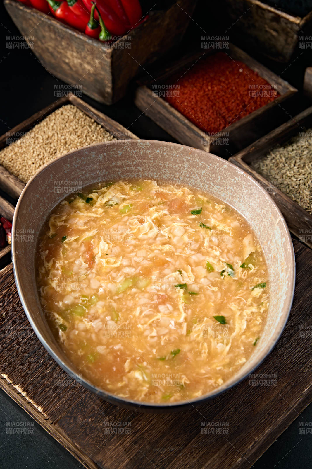 鸡蛋菠菜疙瘩汤图片