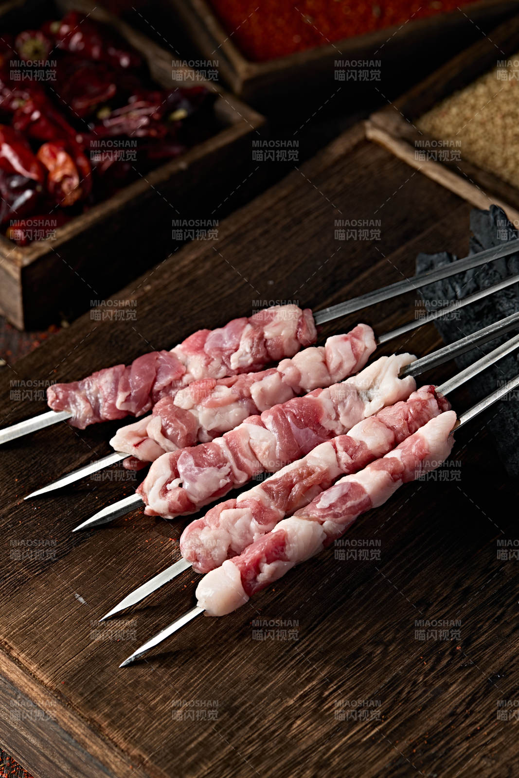 美味烧烤生鲜羊肉筋串图片