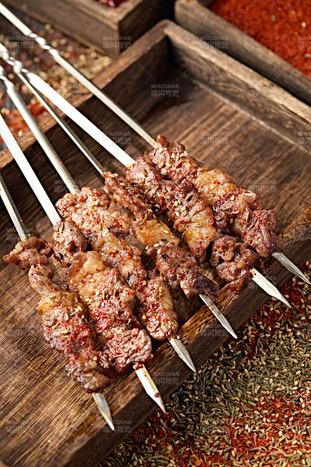 美味烧烤猪五花肉串图片