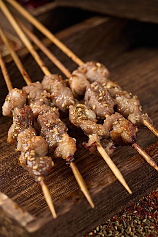 美味烧烤炭烤美味羊肉串图片