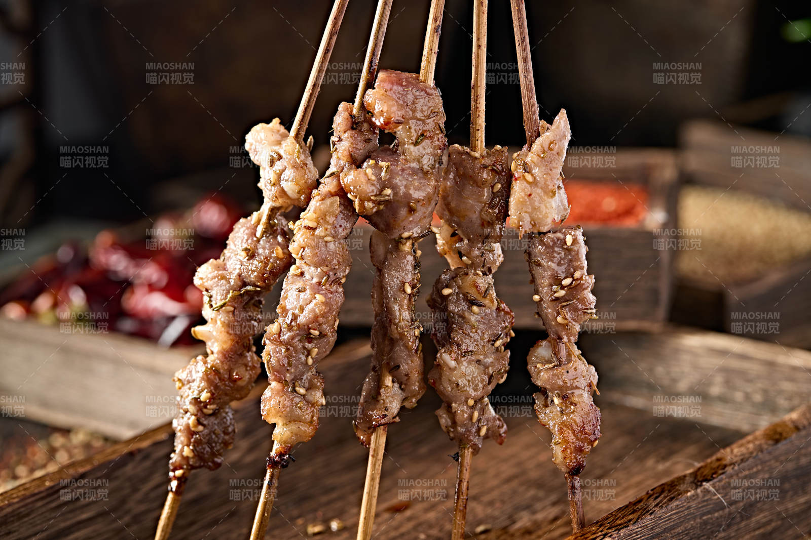 美味烧烤炭烤美味羊肉串图片