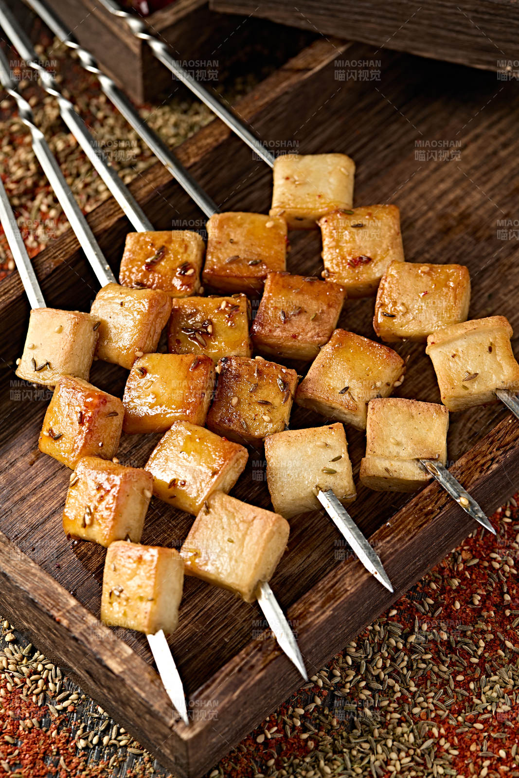 美味烧烤炭烤美味鱼豆腐图片