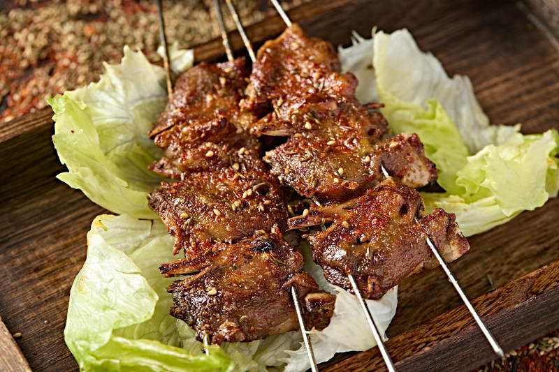 锦州特色烧烤炭烤鸡头图片