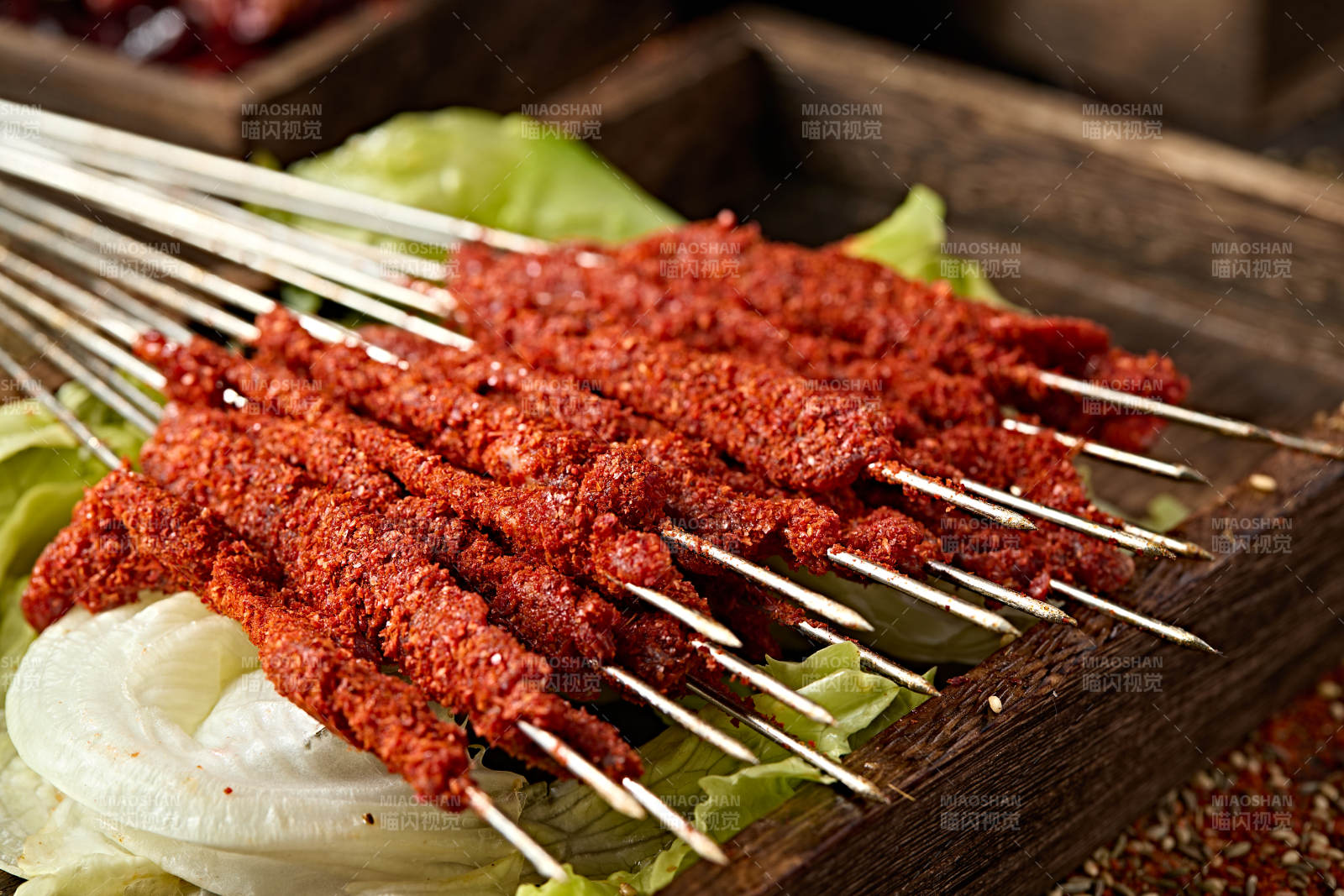 锦州特色辣子生鲜牛肉串刺身图片