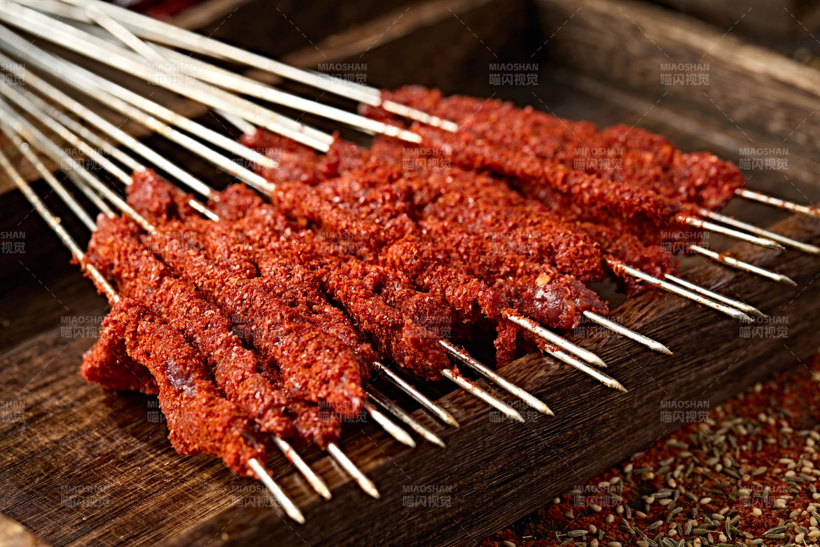 锦州特色辣子生鲜牛肉串刺身图片