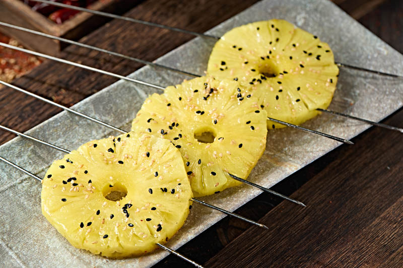 风味炭烤菠萝片图片