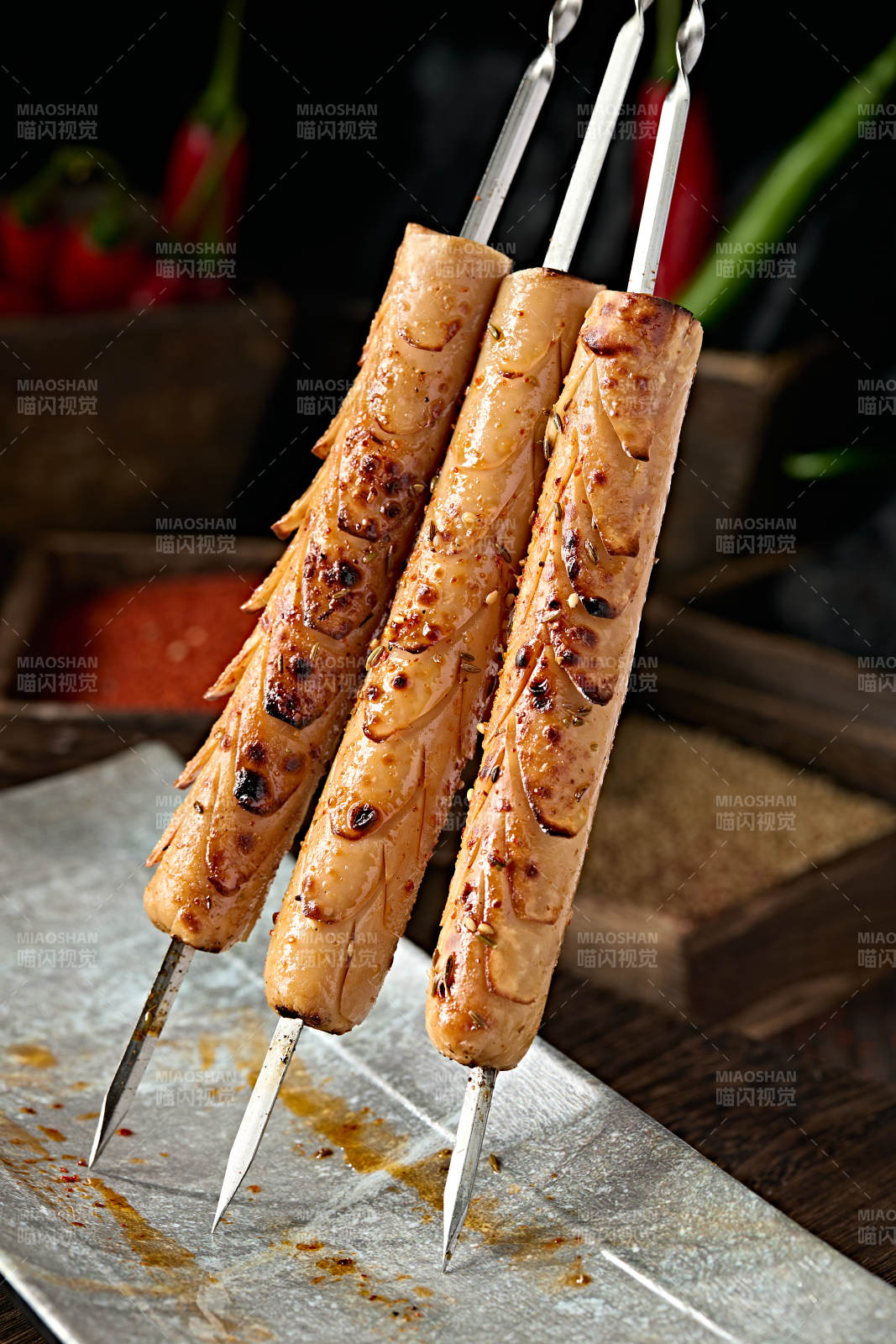 美味炭烤风味火腿肠图片