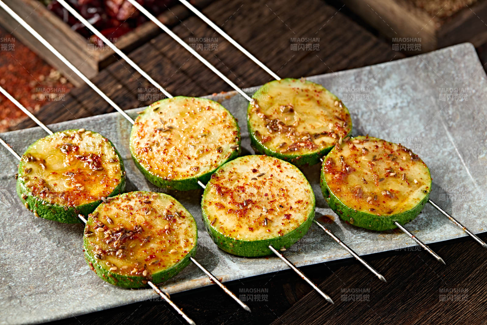 美味炭烤西葫芦片图片