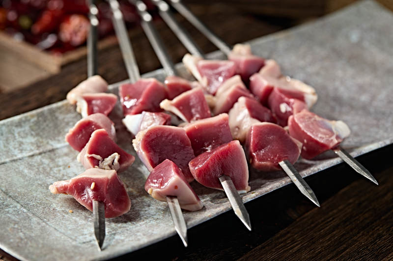 烧烤食材生鲜鸡胗串图片