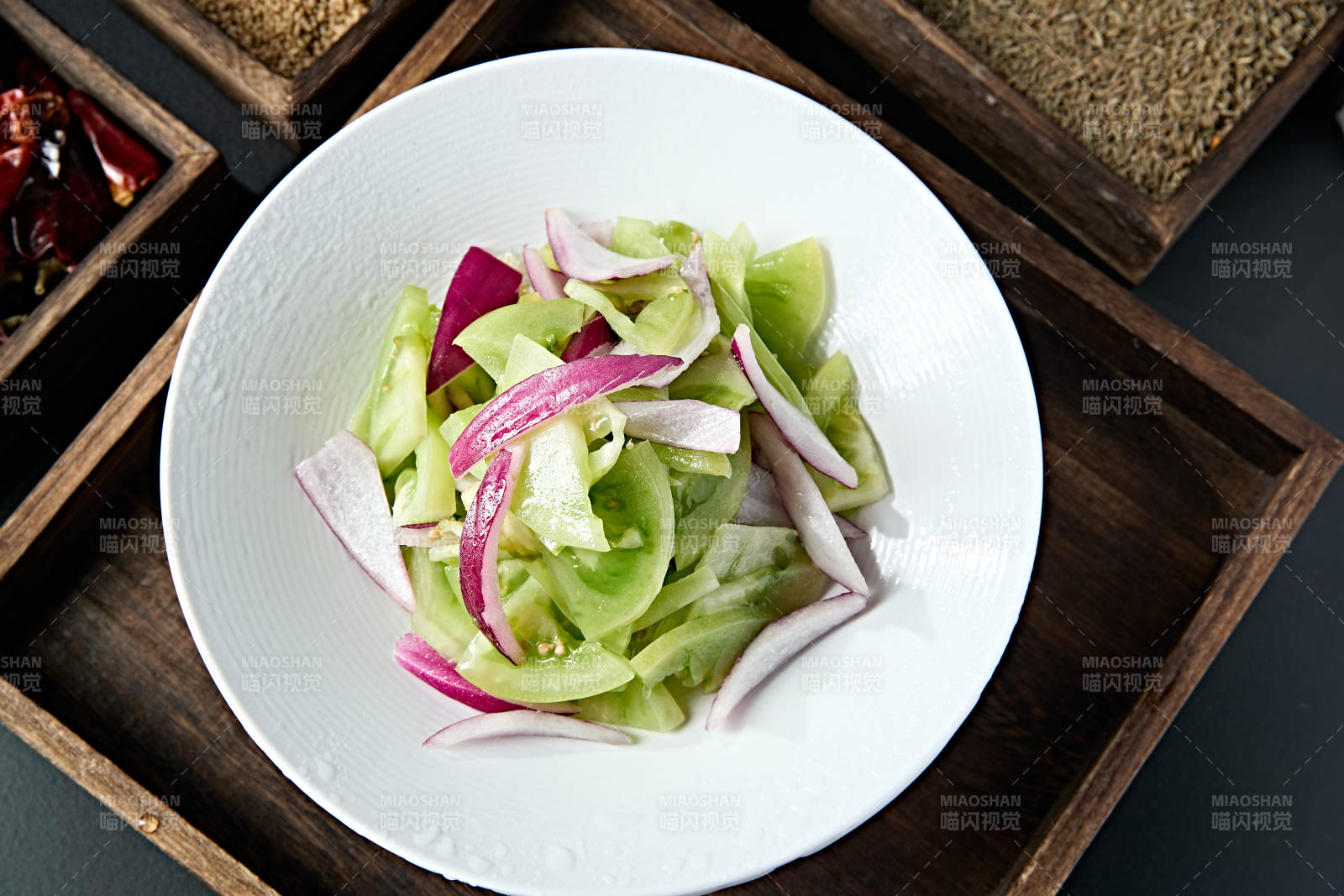 洋葱丝巧拌轻洋柿子图片