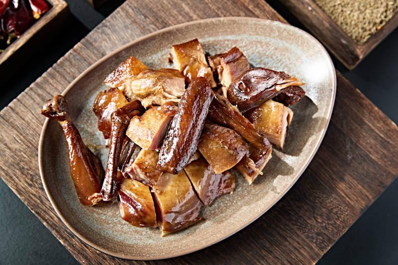 分切油浸风干鸡块图片