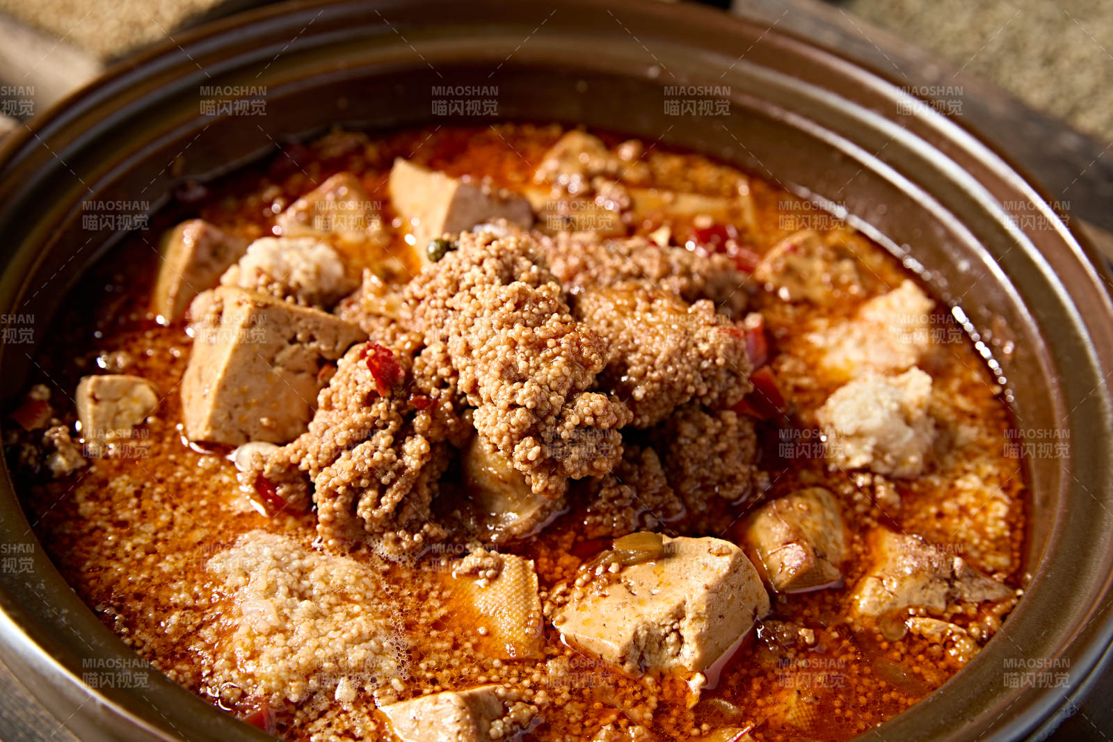 砂锅香辣鱼籽炖豆腐图片