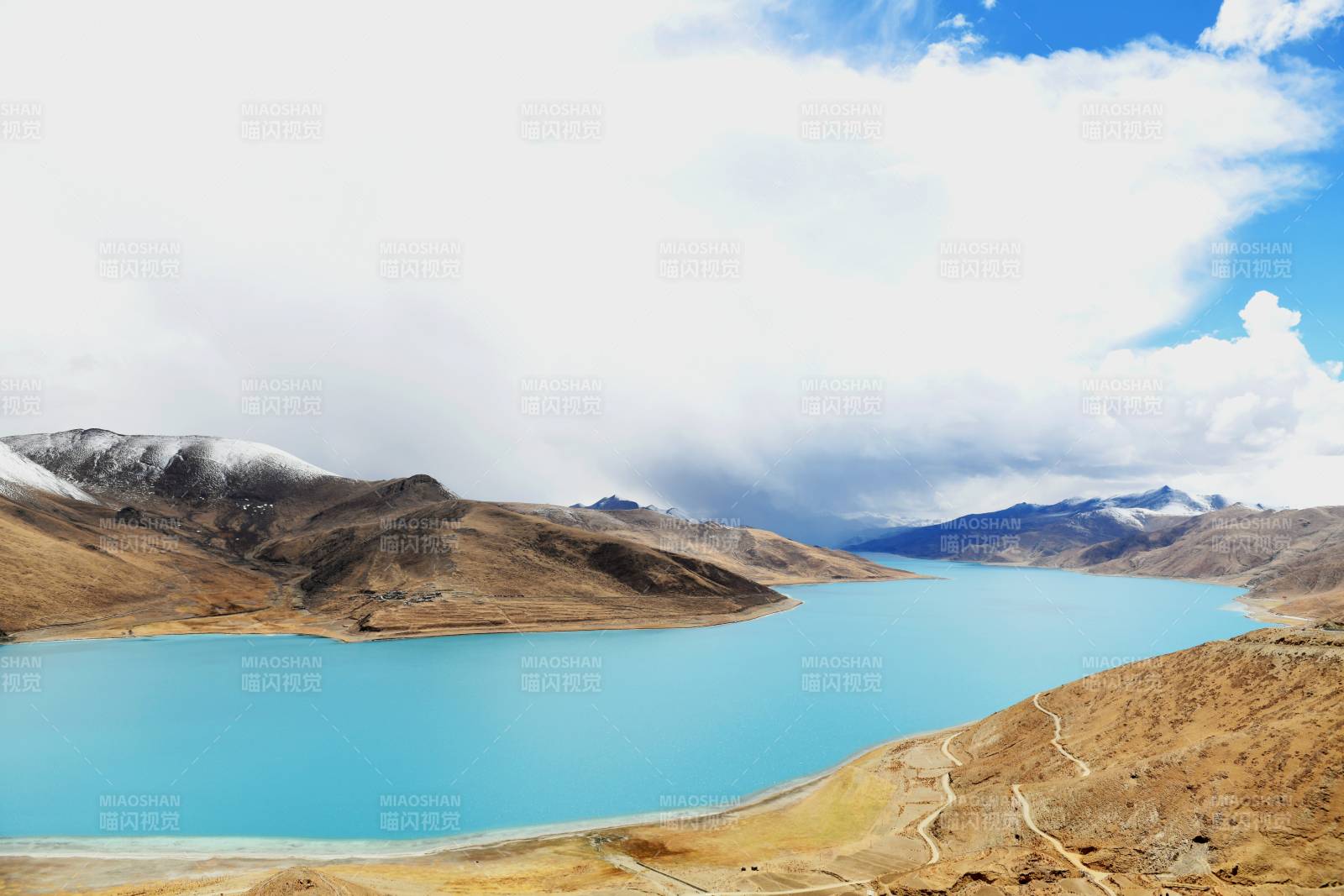 西藏 高原蓝湖风光图片