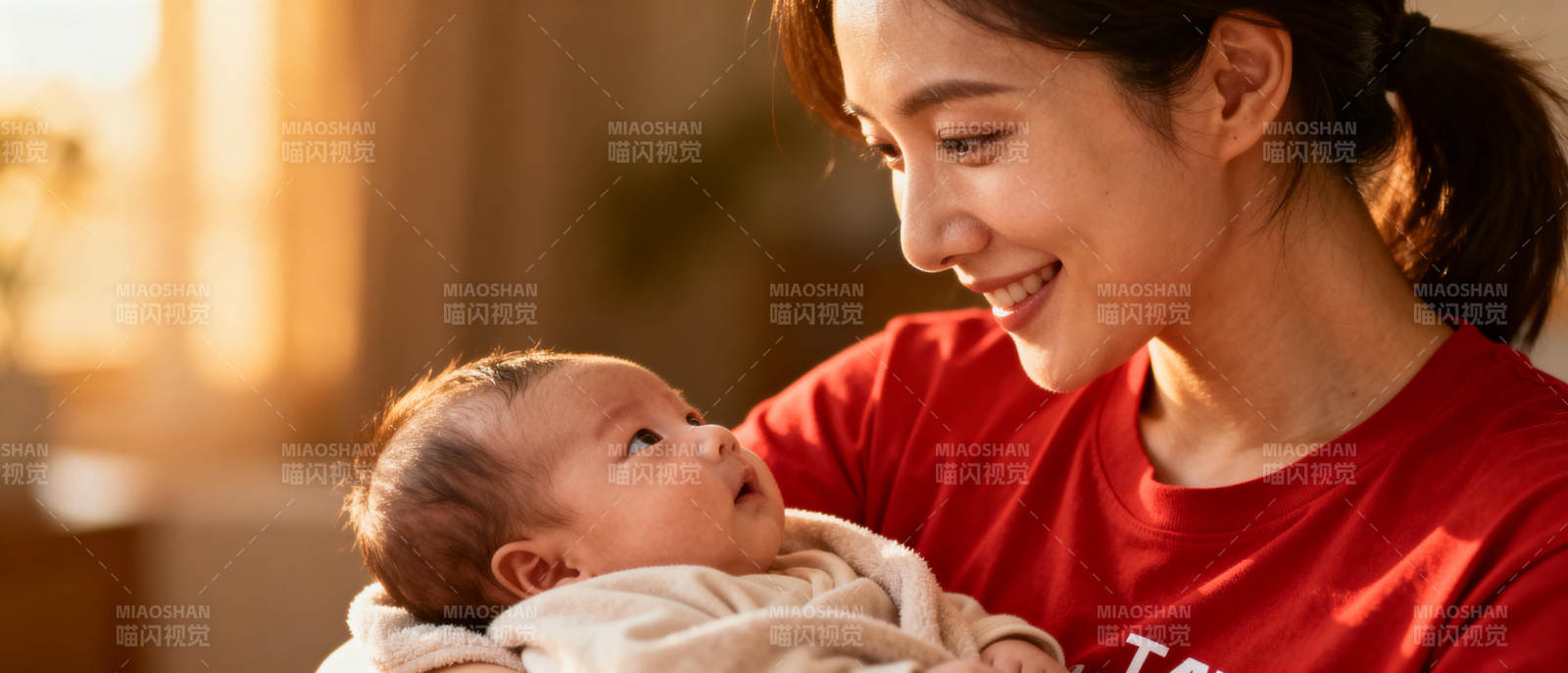 母爱温暖瞬间图片