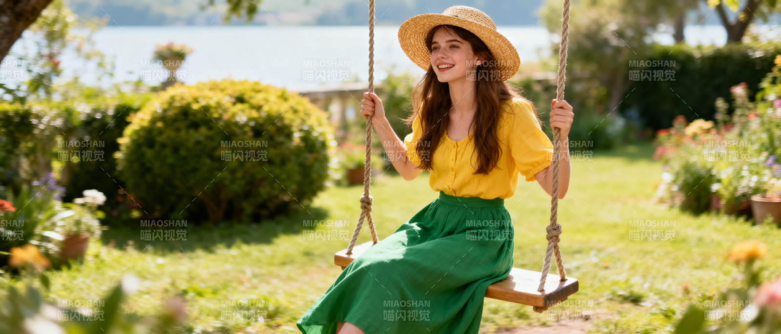 花园秋千上的微笑图片