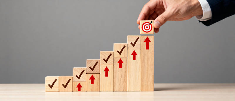 目标步步高升图片