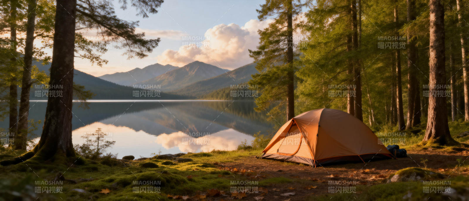 湖畔露营静谧美景图片