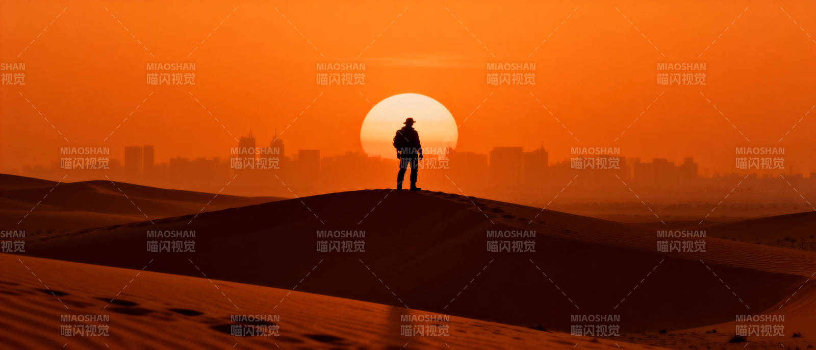 沙漠日落剪影图片