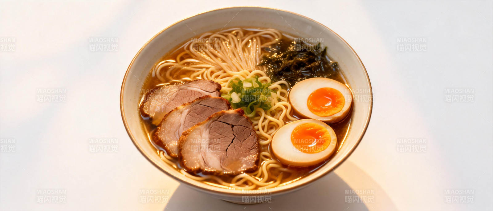 美味拉面特写图片