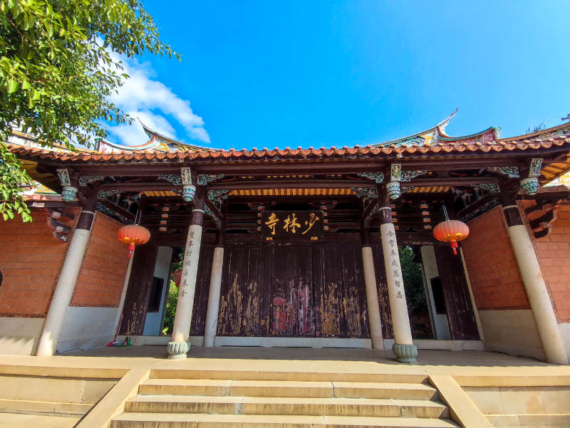 泉州南少林寺门前风光图片
