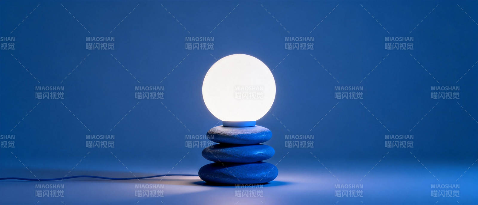 静谧蓝光石灯图片