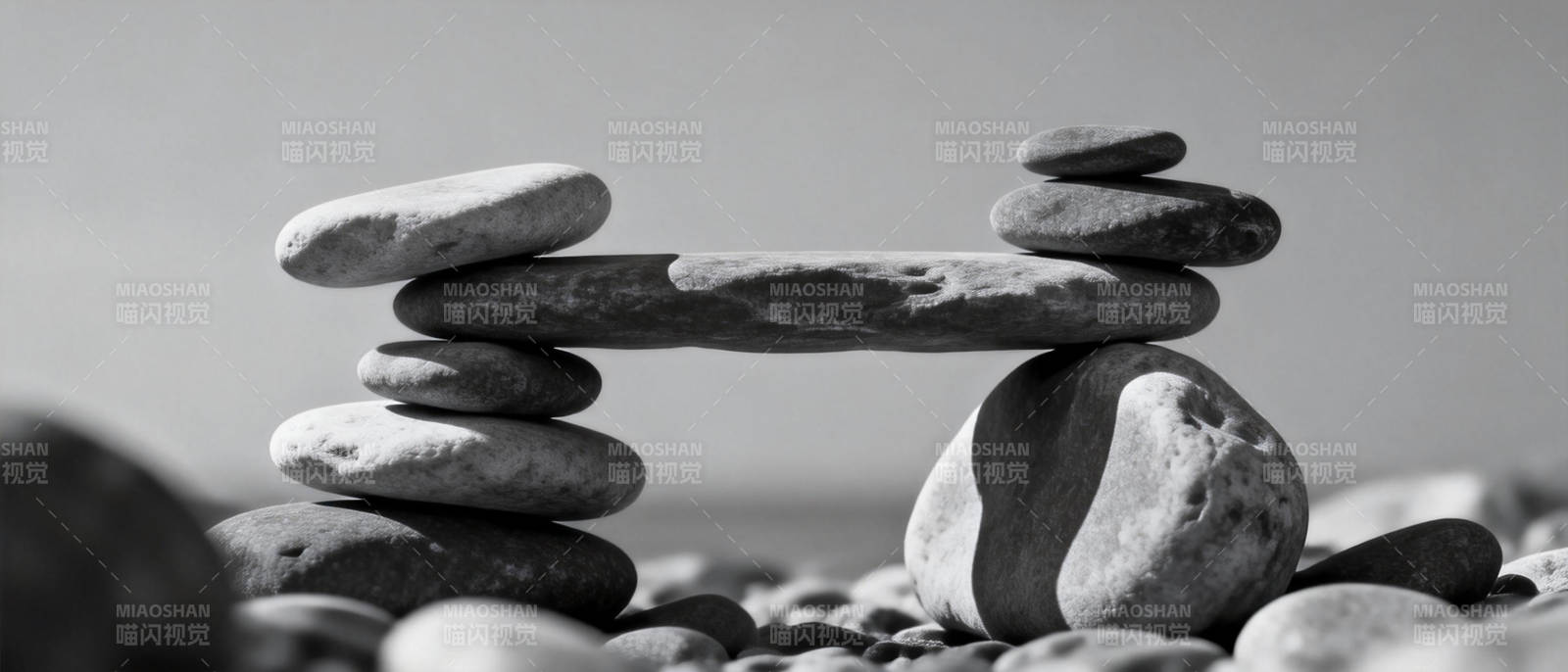 石之平衡图片
