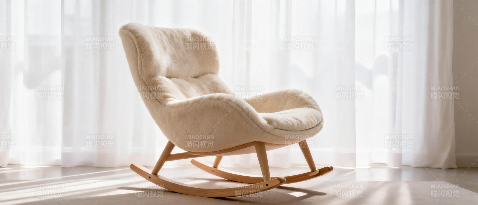 温馨摇椅静享时光图片