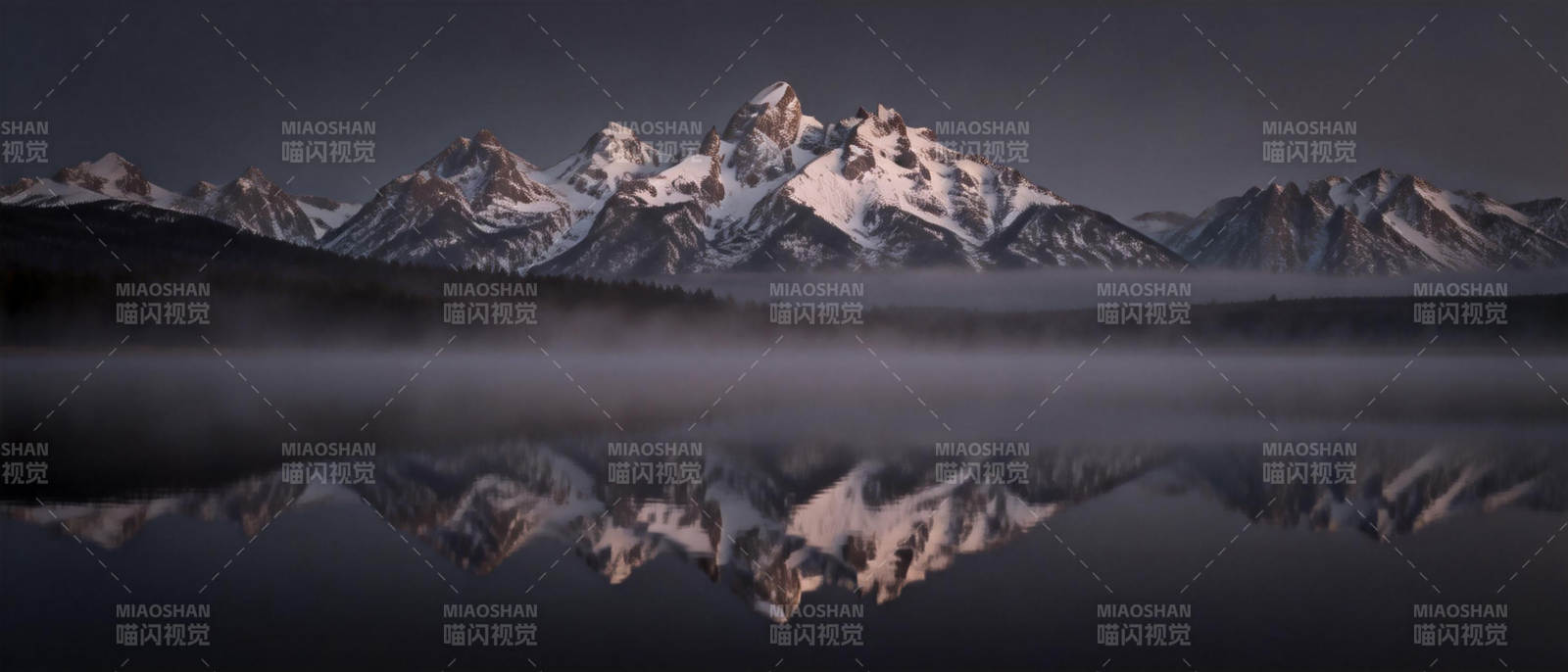 雪山倒影静谧湖图片