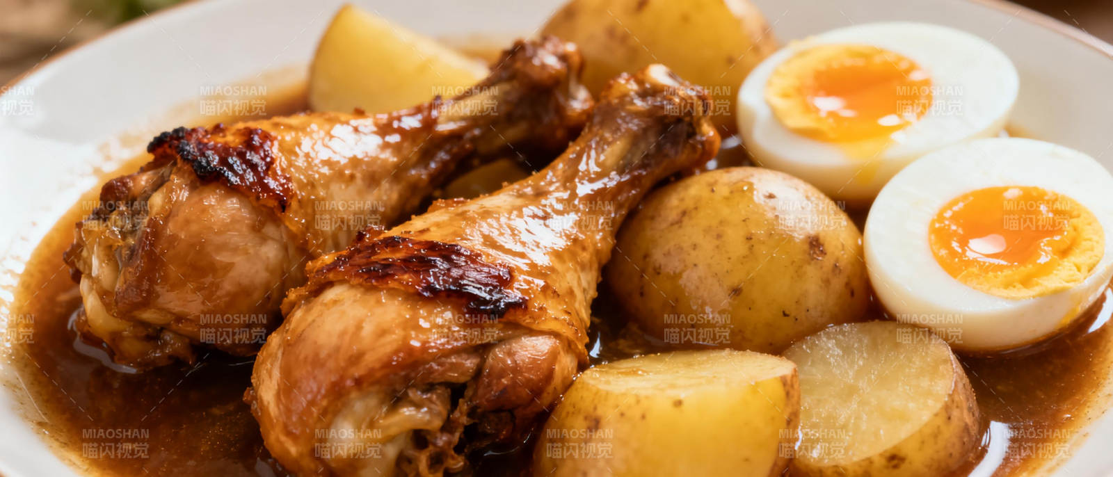 鸡腿土豆卤蛋图片