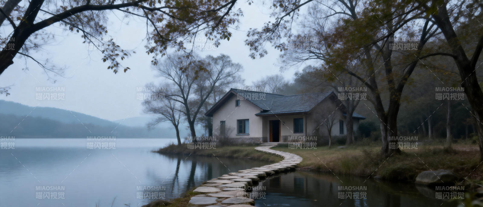 湖畔小屋静谧秋景图片