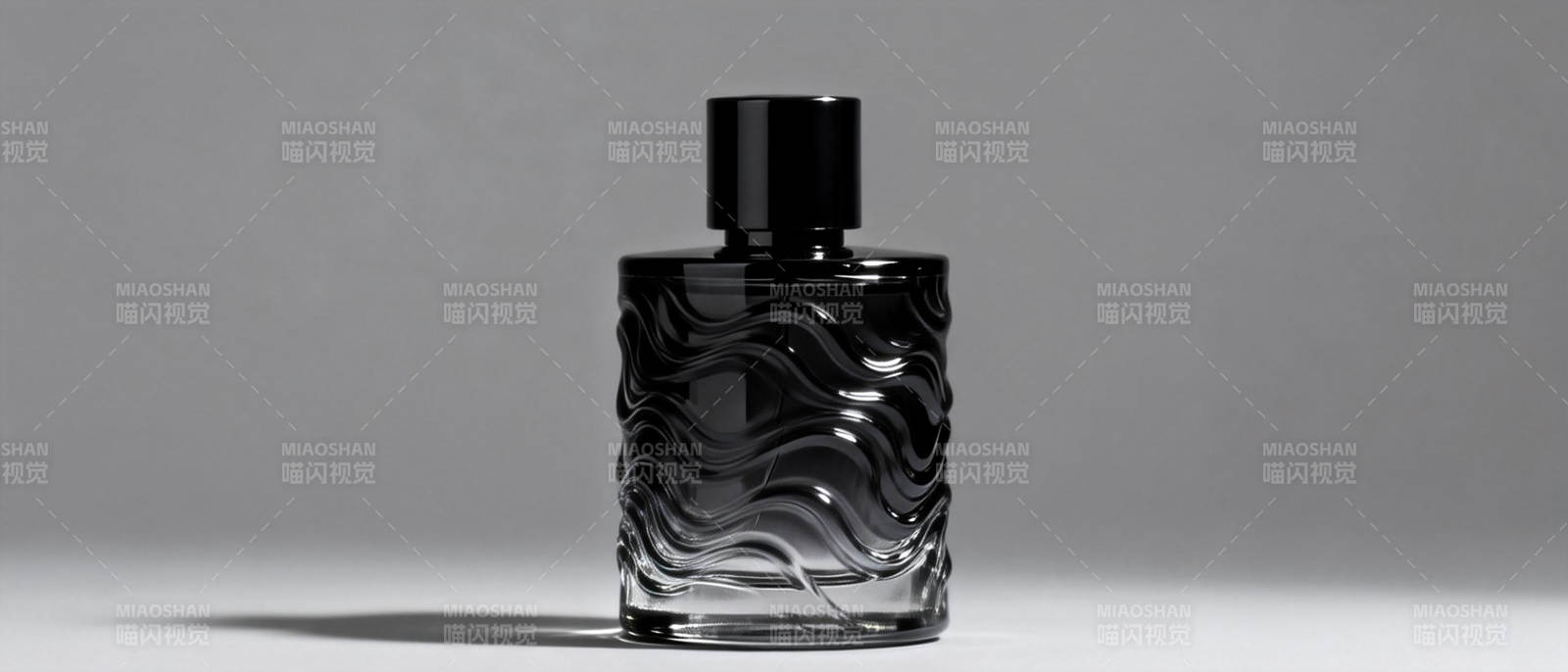 波纹香水瓶图片