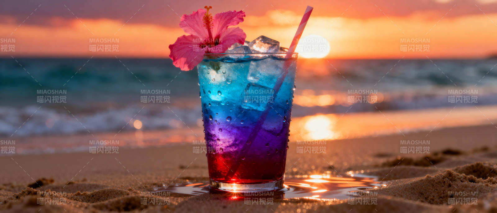 海滩日落鸡尾酒图片