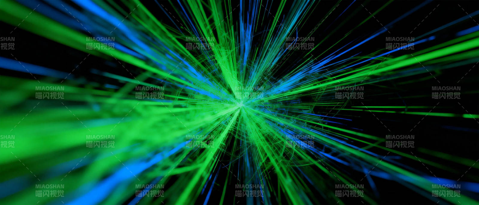绿蓝光束爆发图片