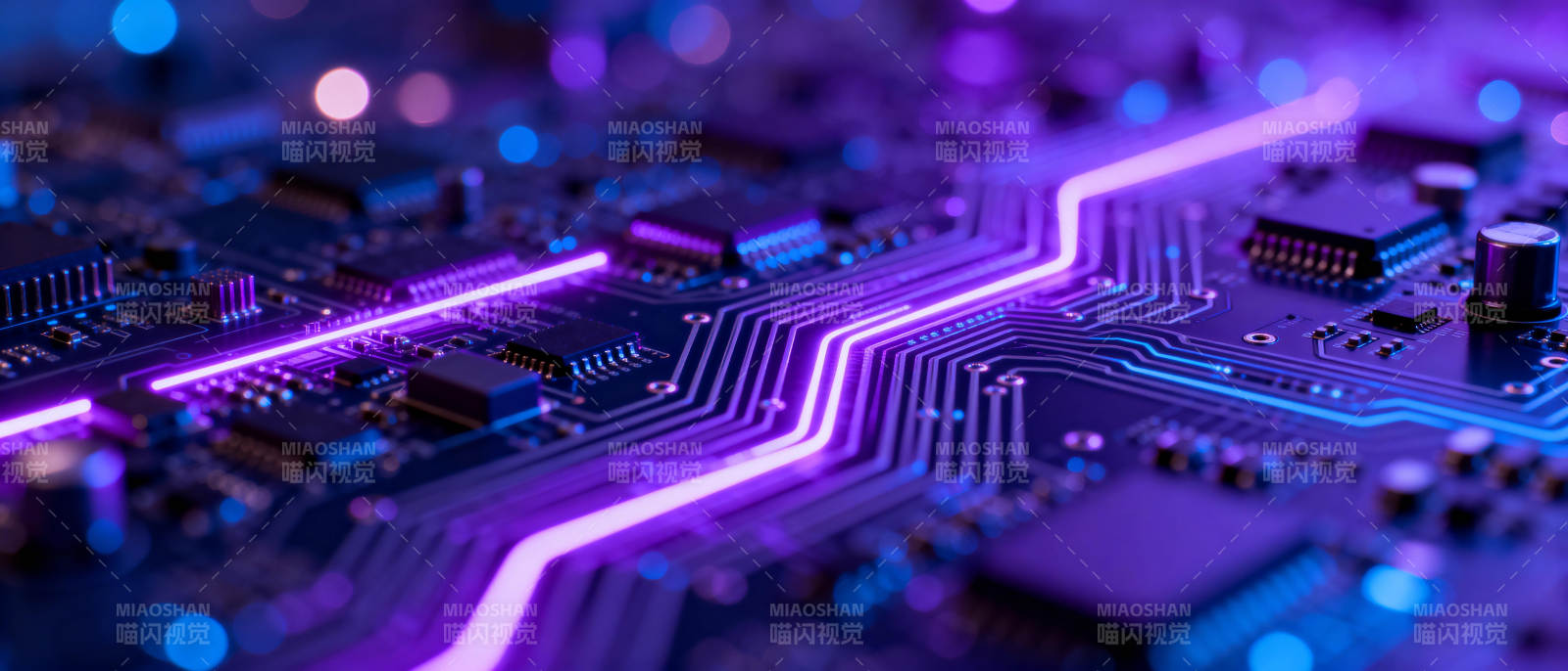 电路板上的光路图片