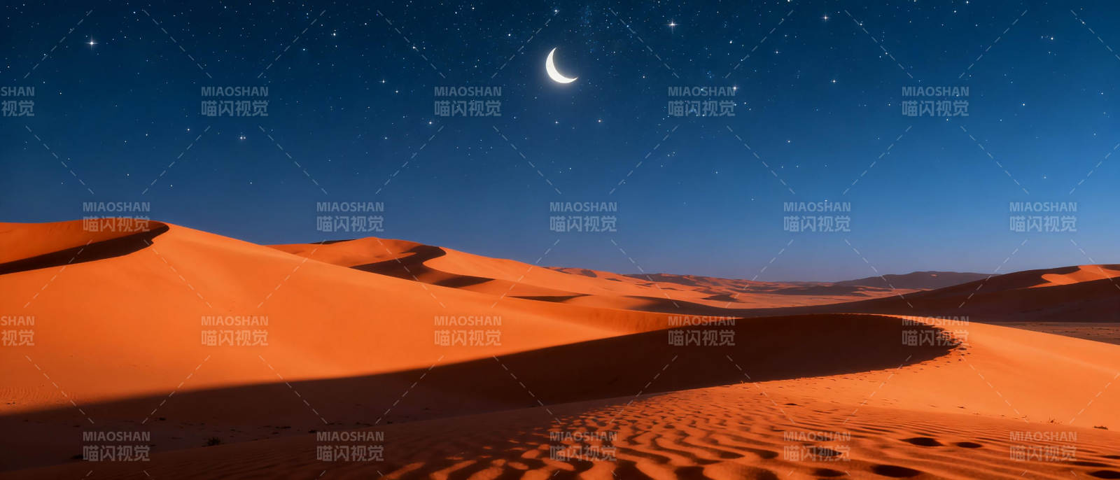 沙漠夜月图片