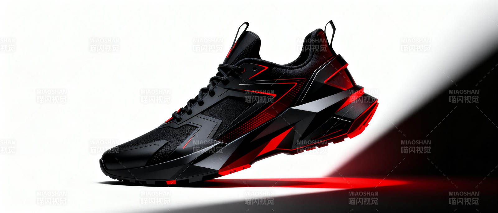 黑红运动鞋 炫酷登场图片
